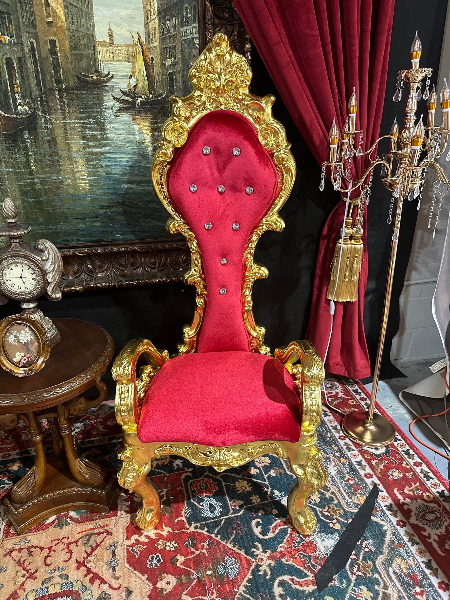 King and Queen Throne Chairs w/ Table - Red